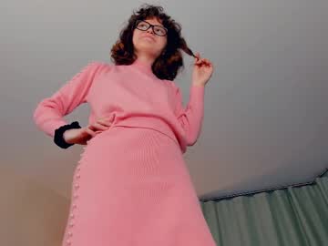 girl
        odettechurchwell cam image #6615413