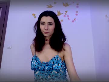 girl
        crystalnut cam image #208319