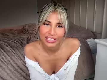 girl
        aniishaa cam image #6638988