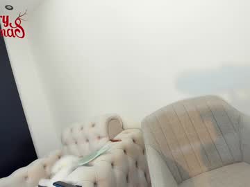 girl
        ehotlovea cam image #5773694
