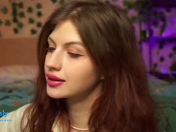 girl
        migurtt cam image #1297222