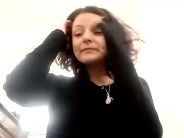 girl
        perseffone69 cam image #2171011