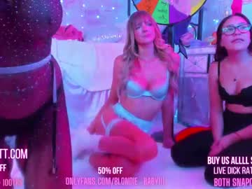 girl
        butterybubblebutt cam image #1560257