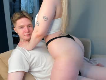 girl
        crystal_angells cam image #4984720