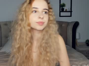girl
        xterribly_cutex cam image #2424555