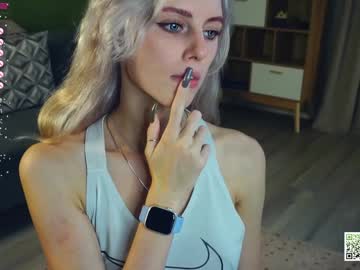 girl
        audreycarvin cam image #4775038