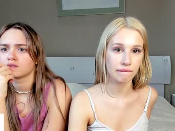 girl
        hailey_wells cam image #1630416