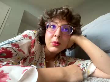 girl
        orchidladyllama cam image #3969134