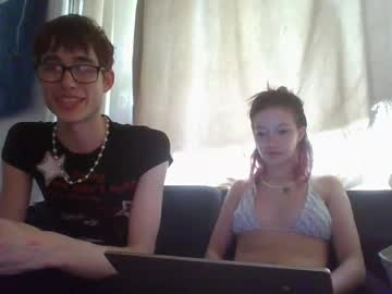 couple
        jackievilleof cam image #6783409