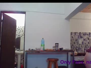 couple
        nanilov cam image #4524515