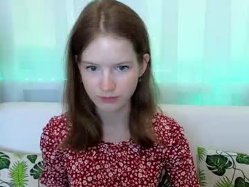 girl
        vikkroriaa cam image #4525988