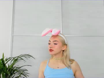 girl
        elizabeth__gray cam image #237586