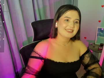 girl
        jennie_berry cam image #5213452