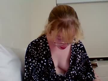 girl
        blonde_katie cam image #3015856