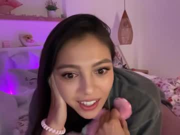 girl
        keirasworld cam image #6788216