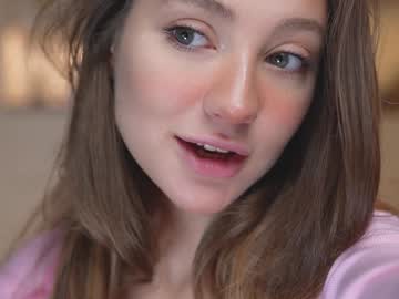 girl
        mia_elfie cam image #5026594