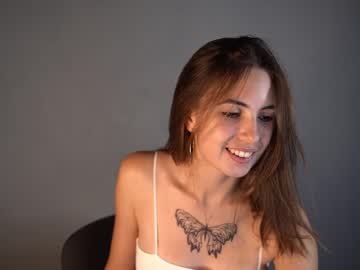 girl
        katetoday cam image #2460374