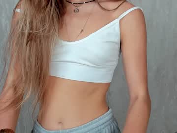 girl
        foxy_jennifer cam image #2739415