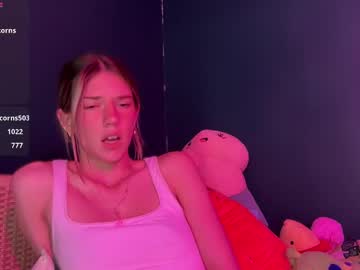 girl
        oliviahansleyy cam image #6550292