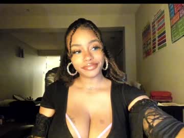 girl
        napudi1 cam image #3670609