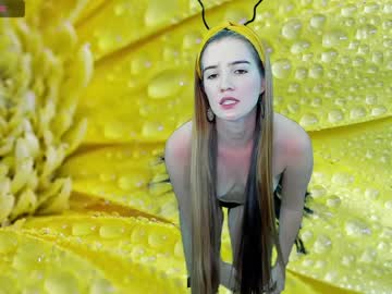 girl
        cutenataly cam image #2735029