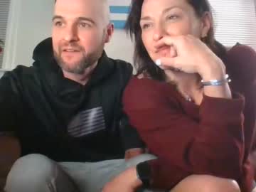 couple
        moistknickerchick cam image #3876846