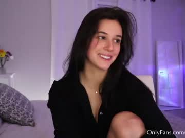 girl
        onlyems23 cam image #638742