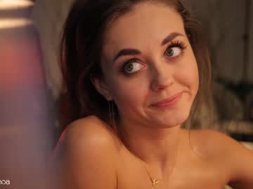 girl
        lettymoa cam image #3797582