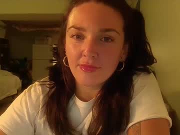 girl
        sunset1414 cam image #2017746