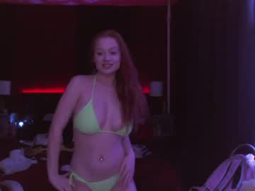 girl
        ccinnamon cam image #1004368