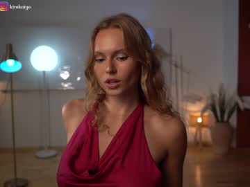 girl
        chillwithkira cam image #2517732