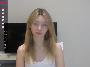 girl
        evafrancis cam image #1828509
