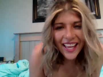 girl
        hubbydsntkno cam image #1709925