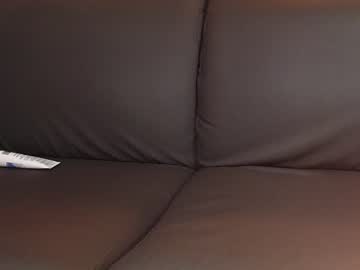 girl
        cooper_reds cam image #412213
