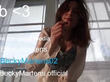 girl
        beckymartens cam image #2663774