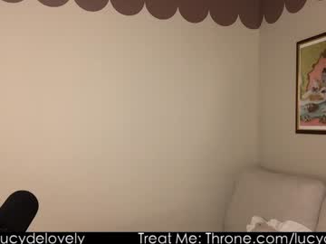 girl
        lucydelovely cam image #5959473