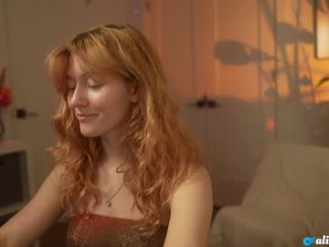 girl
        alisonrouge cam image #574005