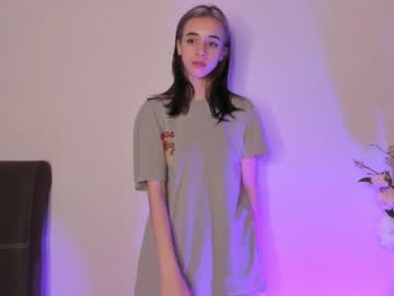 girl
        elleweaver cam image #1608158