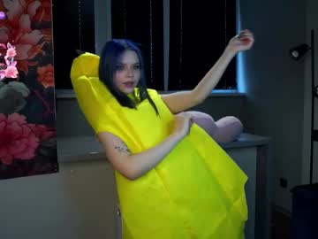 girl
        merciabawden cam image #6710231