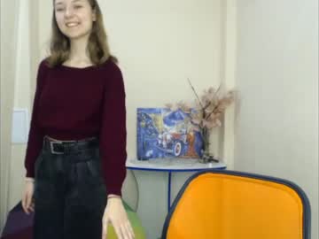 girl
        vivien_leight cam image #1030402