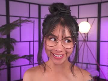girl
        gigi_ulala cam image #4295358