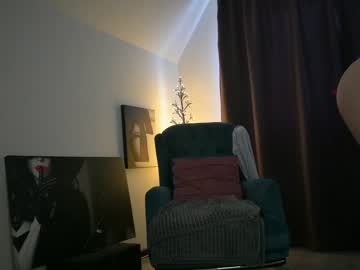 girl
        allayah cam image #4195468
