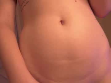girl
        theclaire cam image #4013315