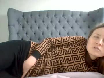 girl
        eatmypie69 cam image #3563960