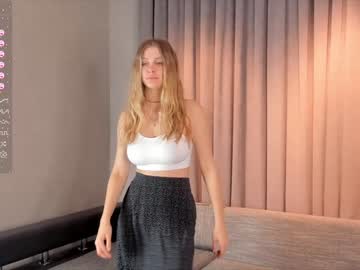 girl
        maydahedley cam image #3710153