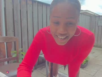 girl
        therainqueen cam image #2141037