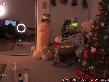 girl
        evelynpiers cam image #450887