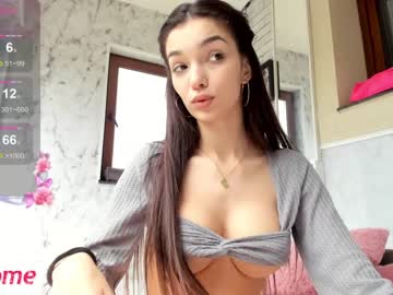 girl
        sassyt33n cam image #4159478