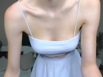 girl
        _sunny_mood cam image #4576344