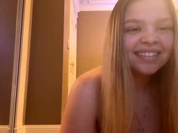 girl
        prettyxprincess02 cam image #3289967